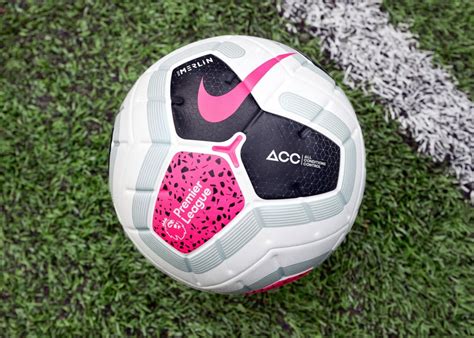 nieuwe premier league bal nike merlin|The new Premier League football is here .